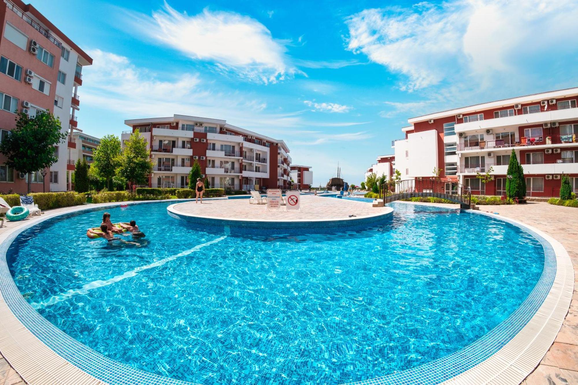סבטי ולאס Privilege Fort Beach Apartments מראה חיצוני תמונה