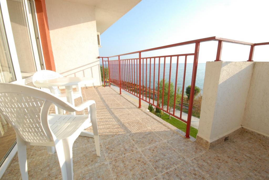 סבטי ולאס Privilege Fort Beach Apartments מראה חיצוני תמונה